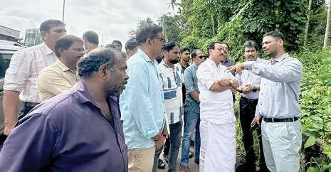 തൊണ്ടയാട്-മലാപ്പറമ്പ് സർവീസ് റോഡ് വൺവേയാക്കില്ല; ഗതാഗതപ്രശ്നങ്ങൾക്ക് ശാശ്വത പരിഹാരം കാണാൻ ധാരണ
