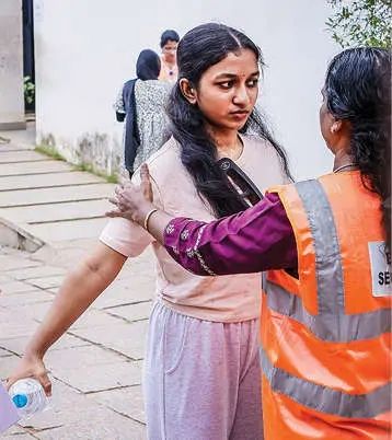 നീറ്റ് പുനഃപരീക്ഷ കനത്ത സുരക്ഷയിൽ പൂർത്തിയായി; ഫിസിക്‌സ് കുഴപ്പിച്ചെന്ന് വിദ്യാർഥികൾ