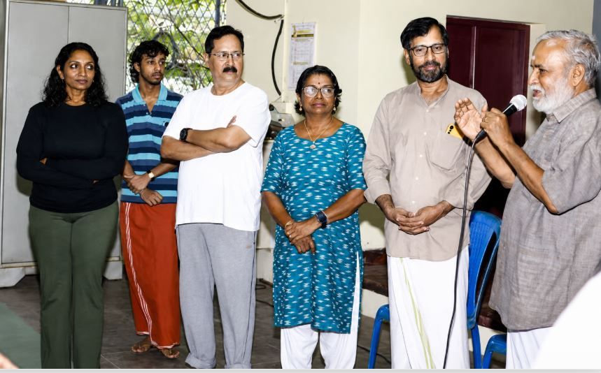 അന്താരാഷ്ട്ര യോഗാ ദിനം: പൂണിത്തുറയിൽ സൗജന്യ യോഗ സെഷൻ സംഘടിപ്പിച്ചു