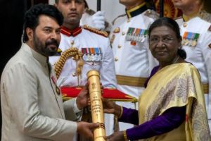 മലയാളത്തിന് അഭിമാനം; മമ്മൂട്ടിക്ക് പത്മഭൂഷൺ