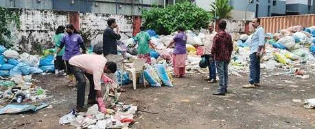 കോഴിക്കോട് നഗരത്തിൽനിന്ന് മൂന്നുദിവസത്തിനിടെ 14 ലോഡ് അജൈവമാലിന്യം നീക്കം ചെയ്തു