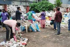 കോഴിക്കോട് നഗരത്തിൽനിന്ന് മൂന്നുദിവസത്തിനിടെ 14 ലോഡ് അജൈവമാലിന്യം നീക്കം ചെയ്തു