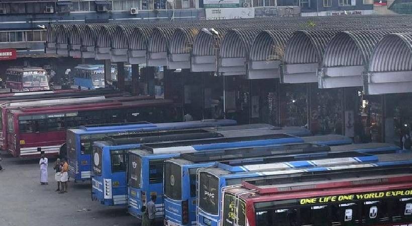 കെഎസ്ആർടിസി ഓർഡിനറി ബസ് സൗജന്യ യാത്ര: പ്രതിസന്ധിയിലായി സ്വകാര്യ ബസ് മേഖല, കോഴിക്കോട് ജില്ലയിൽ സ്വകാര്യ ബസുകൾ സർവീസ് നിർത്തുന്നു