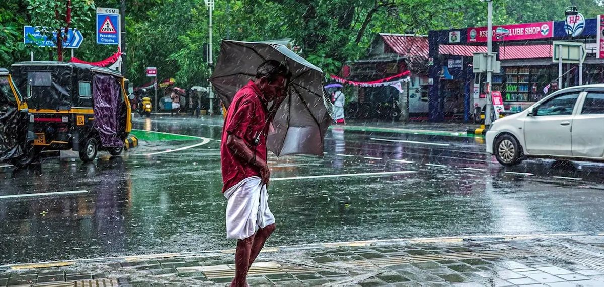 സംസ്ഥാനത്ത് ഇന്നും അതിശക്തമായ മഴ തുടരും