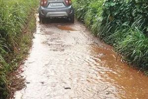 എടക്കര സൈഫൺ-അക്വഡക്‌ട് കനാൽ റോഡ് ചെളിക്കുളം: യാത്രാക്ലേശം രൂക്ഷം