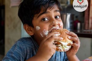 മയോണൈസ്: നാവിനെ കീഴടക്കുന്ന രുചിയോ... ആരോഗ്യത്തെ വെല്ലുവിളിക്കുന്ന വില്ലനോ?
