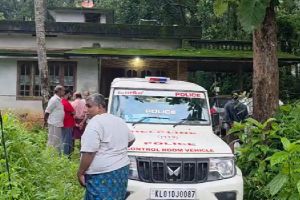 കോഴിക്കോട് കൊടുവള്ളിയിൽ ജ്യേഷ്ഠൻ അനുജനെ കുത്തിക്കൊലപ്പെടുത്തി