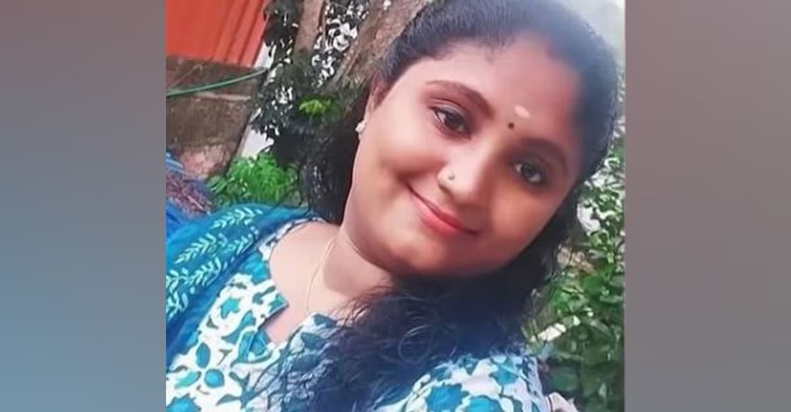 വിഴിഞ്ഞം സ്വർണപ്പണയ തട്ടിപ്പ്: സുഹൃത്തിന് മറിച്ചുനൽകിയ സ്വർണം തിരികെ കിട്ടാതെ ആത്മഹത്യയ്ക്ക് ശ്രമിച്ച ജീവനക്കാരി മരിച്ചു