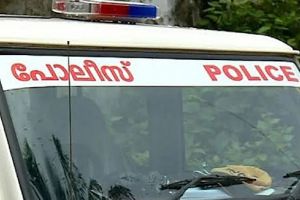 13കാരിയുടെ വ്യാജ പരാതി: 'പൊലീസ് കുട്ടികളെ മാനസികമായി പീഡിപ്പിച്ചു'; നീതി വേണമെന്ന് രക്ഷിതാക്കൾ