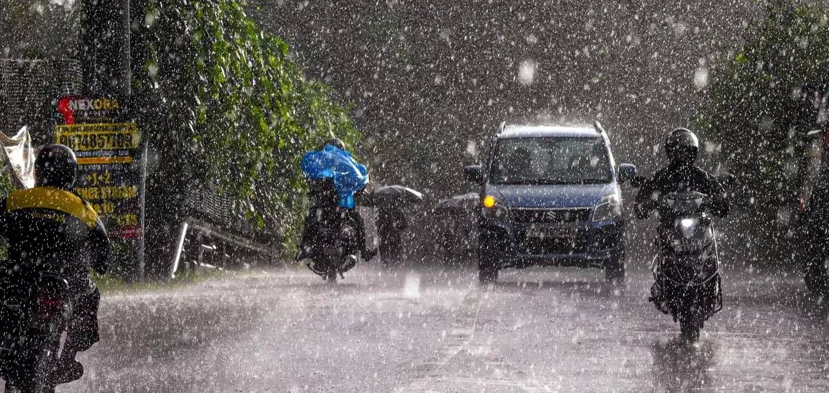വടക്കൻ ജില്ലകളിൽ കനത്ത മഴയ്ക്കും ശക്തമായ കാറ്റിനും സാധ്യത; ഇന്ന് അഞ്ച് ജില്ലകളിൽ യെല്ലോ അലേർട്ട്