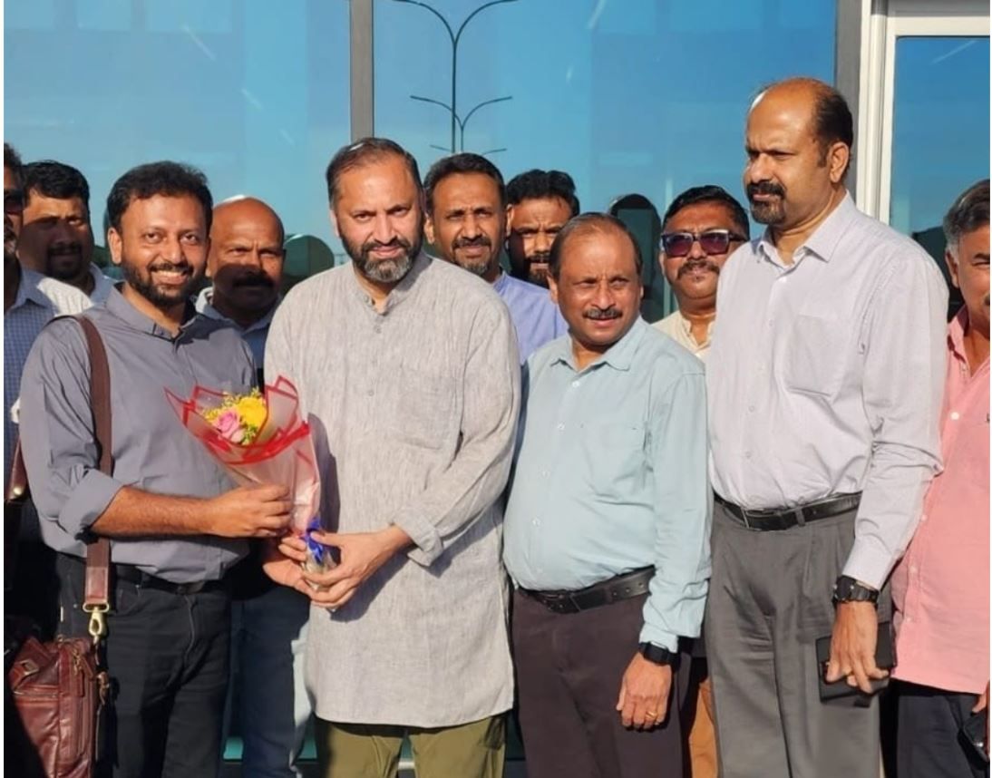 ഡോ. ഏബ്രഹാം ഇരിമ്പിനിക്കൽ അച്ചന് സ്വീകരണം നൽകി