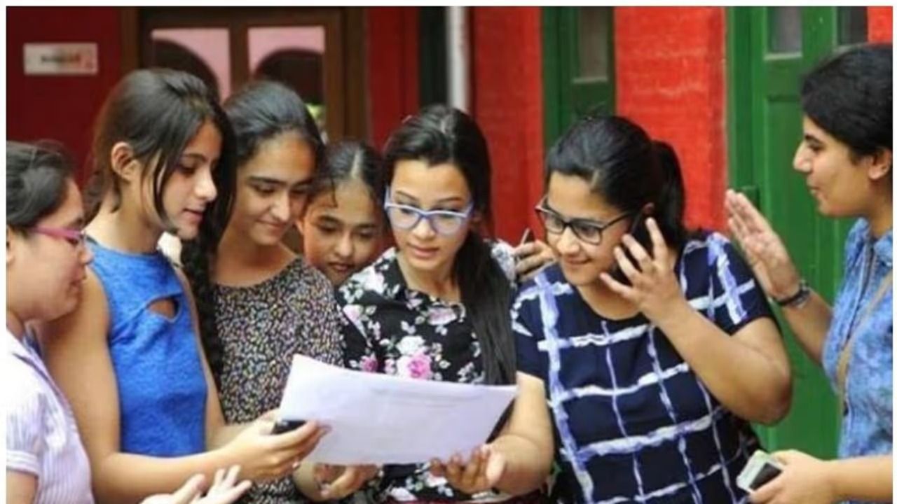 പ്ലസ് വൺ പ്രവേശനം കാത്തിരിക്കുന്ന വിദ്യാർത്ഥികൾ ശ്രദ്ധിക്കുക; സപ്ലിമെൻ്ററി അലോട്ട്മെൻ്റിന് ഇന്നുമുതൽ അപേക്ഷിക്കാം