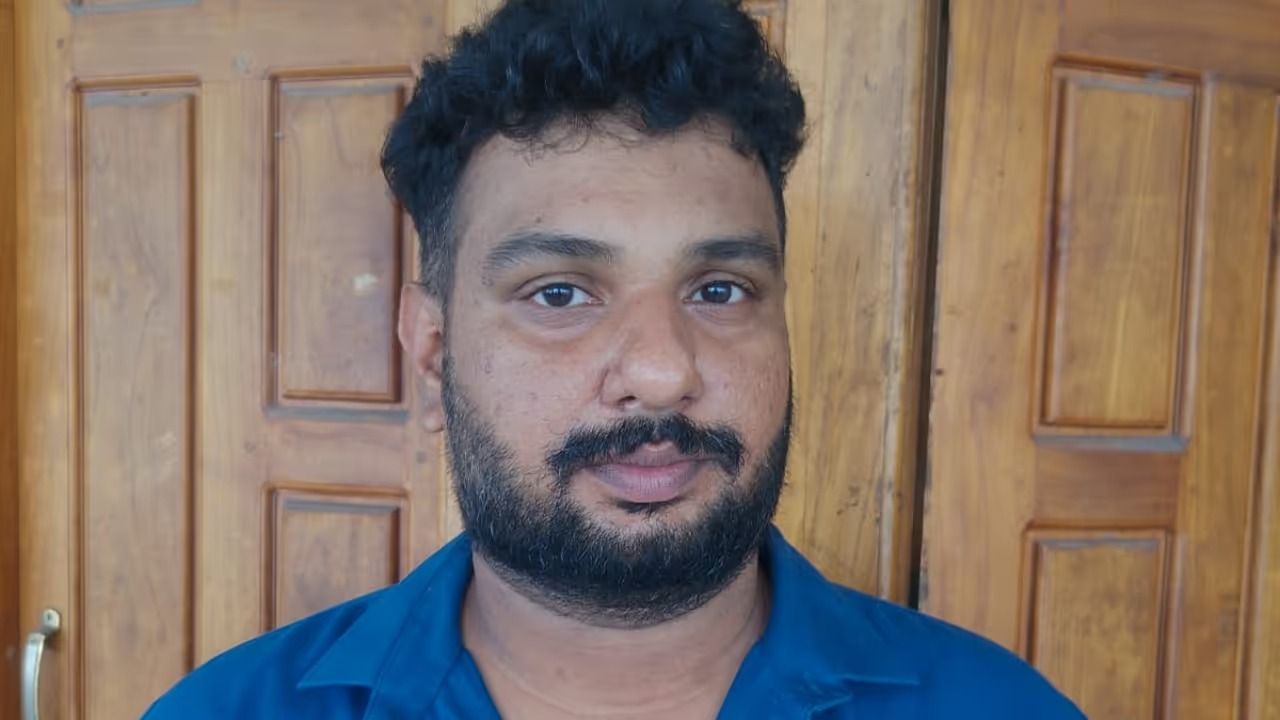 കായംകുളത്ത് വിവാഹ വാ​ഗ്ദാനം നൽകി യുവതിയെ പീഡിപ്പിച്ച കേസ്; 26-കാരന് പത്തുവർഷം തടവും ഒരു ലക്ഷം രൂപ പിഴയും ശിക്ഷ വിധിച്ച് കോടതി
