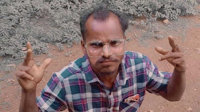 അച്ഛന്റെ സഹോദരിയെ വെട്ടിക്കൊലപ്പെടുത്തി യുവാവ്; പ്രതി പോലീസ് സ്റ്റേഷനിലെത്തി കീഴടങ്ങി