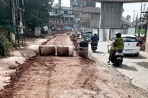 ഫറോക്ക്: ചെറുവണ്ണൂർ മേൽപ്പാലം സർവീസ് റോഡ് ടാറിങ് ഇന്ന് ആരംഭിക്കും; ഗതാഗത നിയന്ത്രണം ഏർപ്പെടുത്തി
