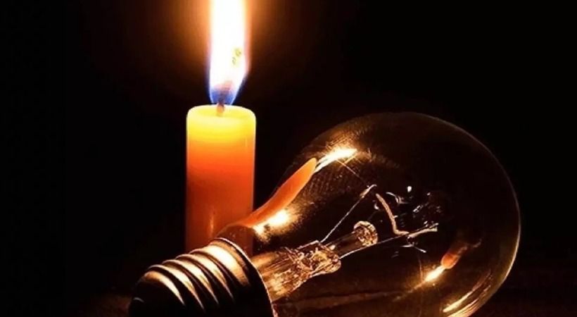 മെഴുകുതിരി കരുതിക്കോളൂ; സംസ്ഥാനത്ത് ഇന്ന് രാത്രിയും വൈദ്യുതി മുടങ്ങും
