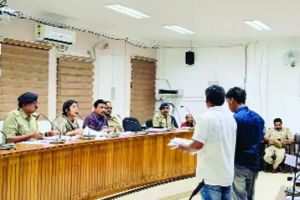 അപകടം വരുത്തുന്ന ബസുകളുടെ പെർമിറ്റ് റദ്ദാക്കും; ഉടമകൾക്കെതിരെയും കർശന നടപടിയെന്ന് ജില്ലാ കളക്ടർ