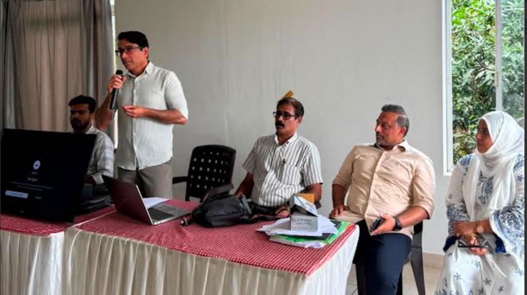 മാഹിയിൽ വിദ്യാർത്ഥികൾക്കായി മത്സര പരീക്ഷ ബോധവത്കരണ ക്ലാസ്സ്‌ സംഘടിപ്പിച്ചു