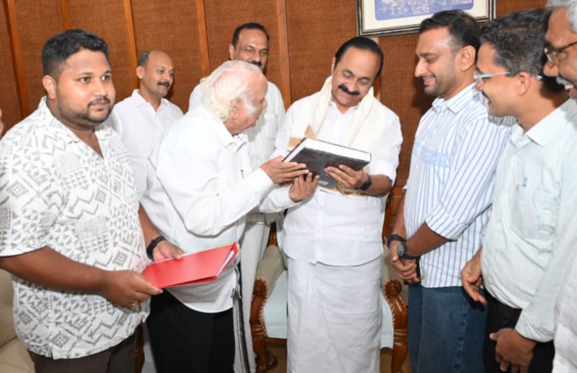 kkn-v-d-satheeshan_1784646082