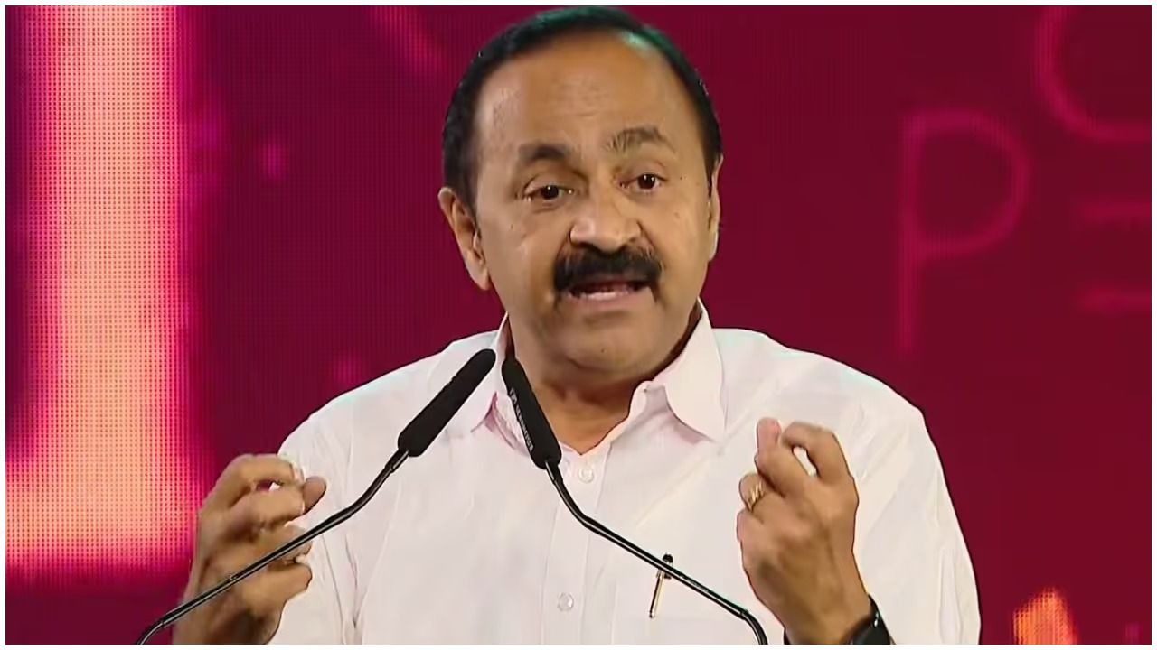 ഡിവൈഎഫ്ഐയുടെ പൊതിച്ചോർ വിതരണം നല്ല കാര്യം; പക്ഷേ രാഷ്ട്രീയവൽക്കരിക്കരുത്, സ്ഥലം കയ്യേറരുത്: മുഖ്യമന്ത്രി