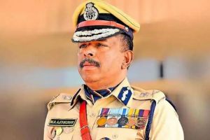വിവാദ രക്ഷാപ്രവർത്തന കേസ് അട്ടിമറിക്കാൻ ശ്രമം; എ.ഡി.ജി.പി. എം.ആർ. അജിത് കുമാറിന് സസ്പെൻഷൻ