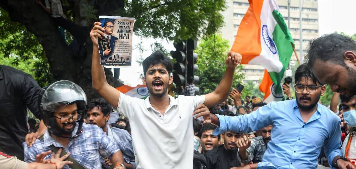 നീറ്റ് പ്രക്ഷോഭം: സി.ജെ.പി. പ്രതിനിധികളുമായി കേന്ദ്ര സർക്കാർ ഇന്ന് ചർച്ച നടത്തും; രാജ്യവ്യാപക പ്രതിഷേധത്തിനൊരുങ്ങി പ്രതിപക്ഷം