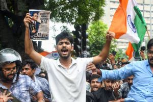 നീറ്റ് പ്രക്ഷോഭം: സി.ജെ.പി. പ്രതിനിധികളുമായി കേന്ദ്ര സർക്കാർ ഇന്ന് ചർച്ച നടത്തും; രാജ്യവ്യാപക പ്രതിഷേധത്തിനൊരുങ്ങി പ്രതിപക്ഷം
