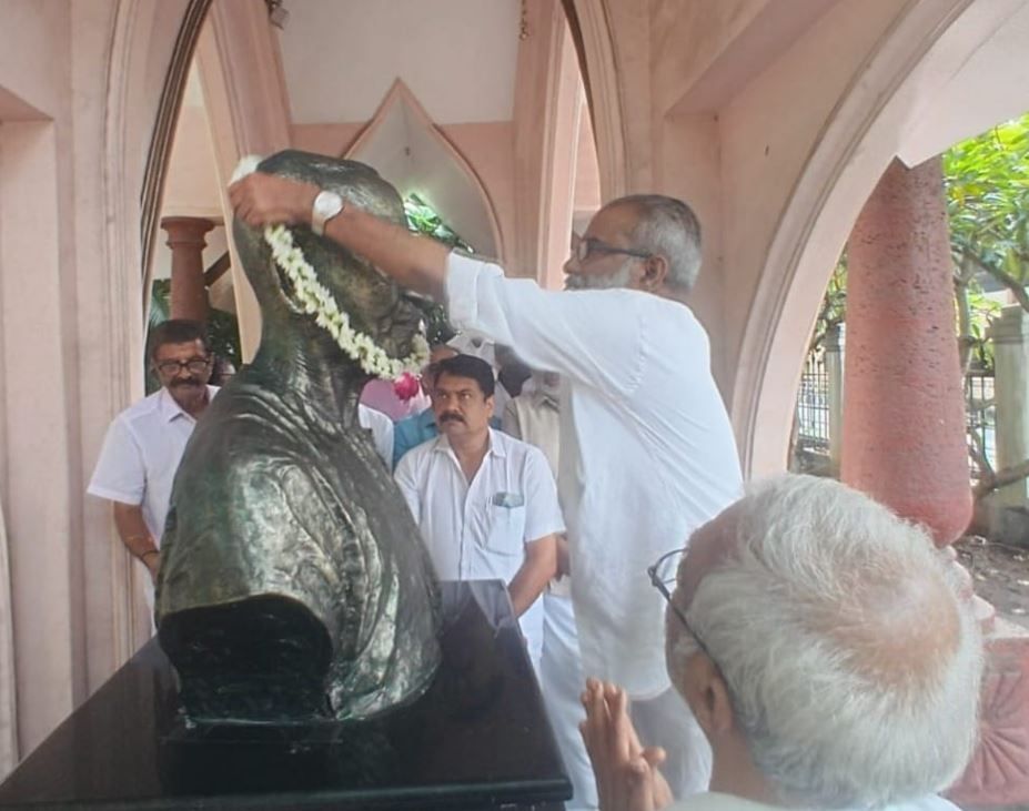 ഐ.കെ.കുമാരൻ മാസ്റ്റരെ അനുസ്മരിച്ചു