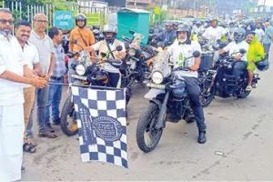 മലബാർ റിവർ ഫെസ്റ്റിവൽ: ആവേശമുണർത്തി ബുള്ളറ്റ് റാലി