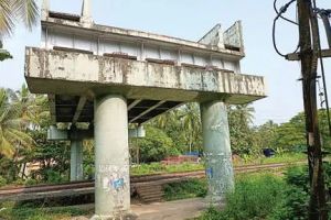 സാമ്പത്തിക ബാധ്യത ഒഴിവാക്കാൻ പുതിയാപ്പ മേൽപ്പാലം സമീപന റോഡിന്റെ ഘടന മാറ്റുന്നു