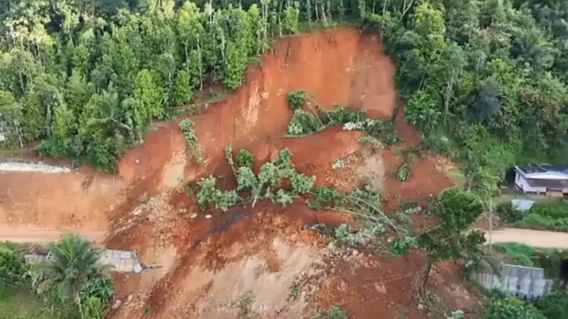 അടിമാലി മണ്ണിടിച്ചില്‍ ദുരന്തം: ദുരിതബാധിതര്‍ക്ക് ഓണത്തിന് മുൻപ് 10 ലക്ഷം രൂപ വീതം നഷ്ടപരിഹാരം നല്‍കും
