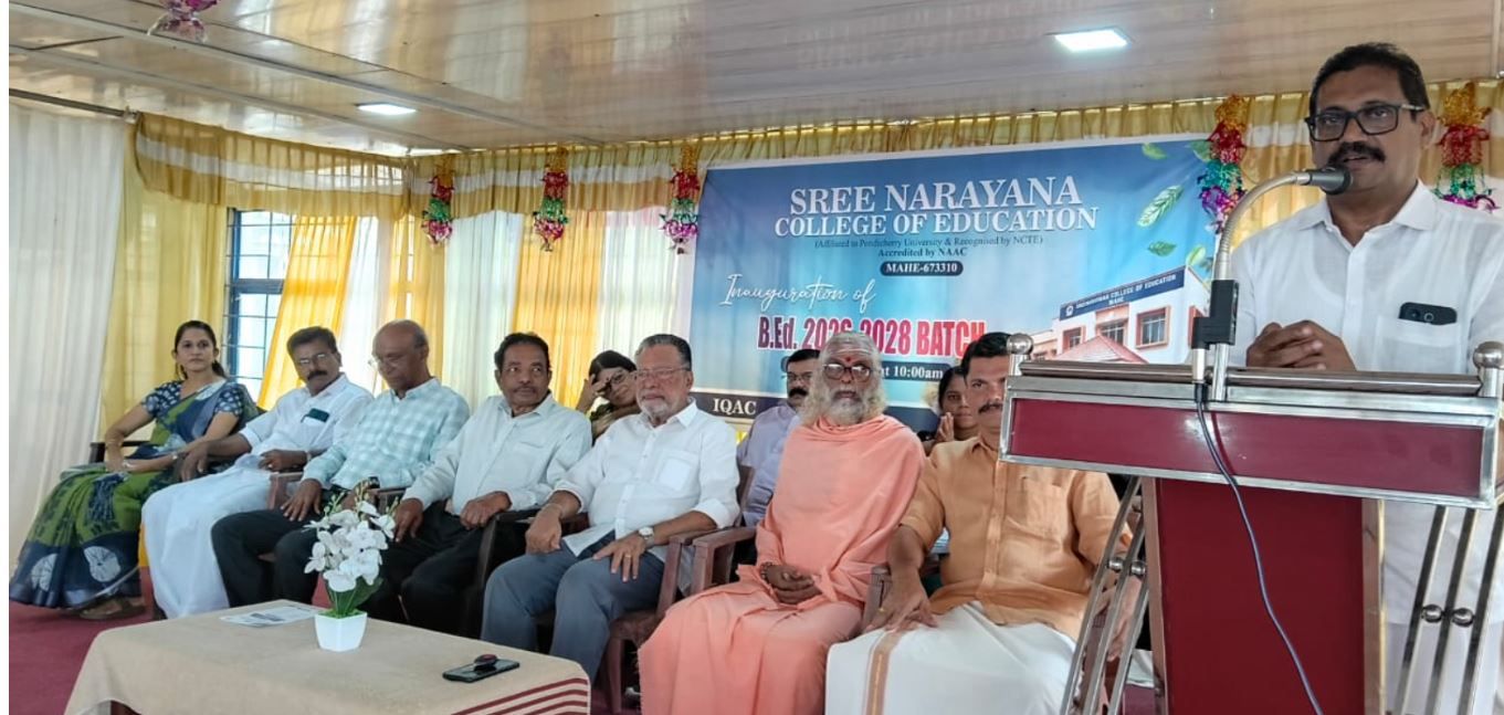 അദ്ധ്യാപകർ സമൂഹത്തിന്റെയും വഴികാട്ടികളാവണം: അഡ്വ. അശോക് കുമാർ