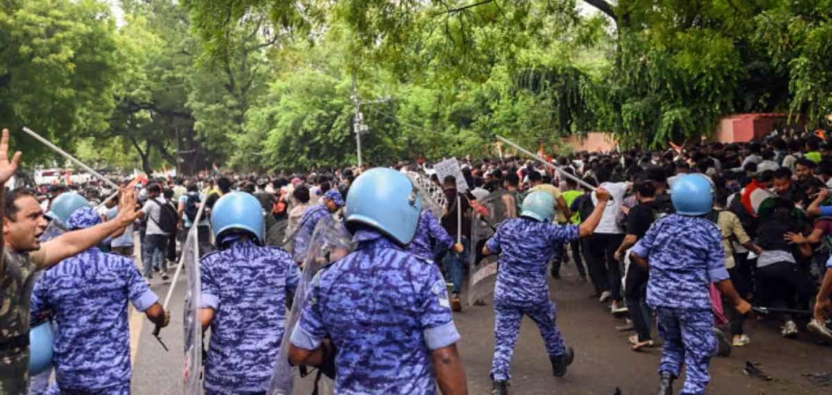 'രാജ്യനന്മയ്ക്കായുള്ള പ്രവർത്തനങ്ങൾക്ക് പൂർണ്ണപിന്തുണ'; പെല്ലറ്റ് ഗൺ പ്രയോഗത്തിൽ ഉദ്യോഗസ്ഥർക്ക് ക്ലീൻ ചിറ്റ്