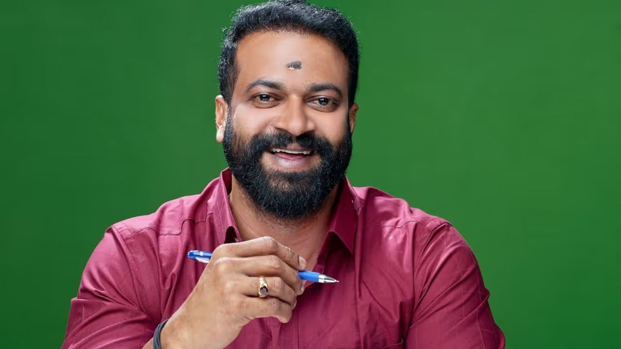 സുഗതന്റെ അവധി അപേക്ഷ; മന്ത്രിയോ വകുപ്പ് സെക്രട്ടറിയോ അറിയാതെ തീരുമാനം എടുത്തു, ആഭ്യന്തര വകുപ്പ് അണ്ടർ സെക്രട്ടറിക്കെതിരെ അന്വേഷണം