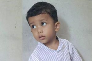 കാപ്പാട് വീട്ടുമുറ്റത്തെ വെള്ളക്കെട്ടിൽ വീണ് രണ്ട് വയസുകാരൻ മരിച്ചു