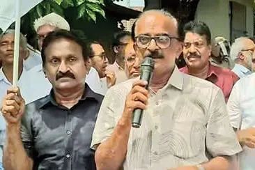 വടകര ലിങ്ക് റോഡ് ബസ് പാർക്കിങ് പരിഷ്കാരം: പ്രതിഷേധവും അനുകൂല നിലപാടുകളും ശക്തമാകുന്നു