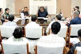 കൂടത്തായിപ്പാലം പുനർനിർമിക്കാൻ തുക വകയിരുത്തും; പൊതുമരാമത്ത് പ്രവൃത്തികൾ വേഗത്തിലാക്കാൻ നിർദേശം