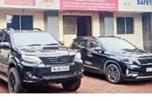വിവാഹാഘോഷത്തിനിടെ അപകടകരമായ ഡ്രൈവിങ്: കാറുകൾ എം.വി.ഡി. പിടിച്ചെടുത്തു; ലൈസൻസ് സസ്പെൻഡ് ചെയ്യും