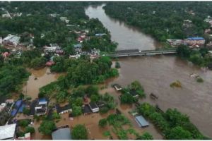 കേരളത്തിൽ പ്രളയ പ്രതിരോധത്തിന് പുതിയ പദ്ധതി, 'കേരള ഫ്ലഡ് റെസിലിയൻസ് ഇനിഷ്യേറ്റീവ്'; ഐഐടി സംഘം സമഗ്ര രൂപരേഖ മുഖ്യമന്ത്രിക്ക് കൈമാറി