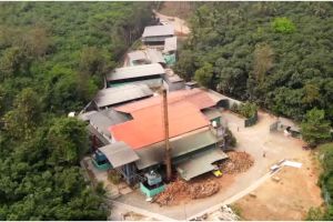 താമരശ്ശേരി ഫ്രഷ് കട്ട് തർക്കം: വ്യവസായ മന്ത്രി കുഞ്ഞാലിക്കുട്ടിയുമായി ഉടമകൾ ചർച്ച നടത്തി, കേസുകൾ പിൻവലിക്കുന്നതിൽ ധാരണയായില്ല