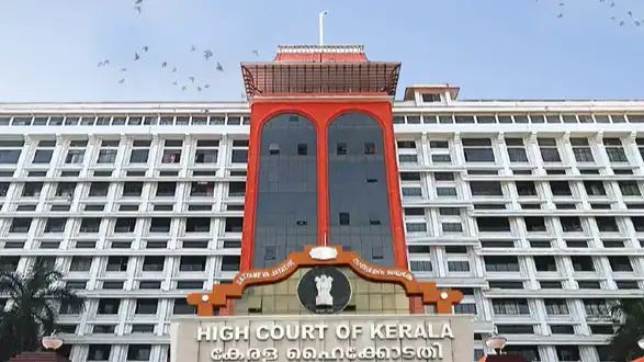 മൊകേരി ശ്രീധരന്‍ വധം: പ്രതികളെ വെറുതെ വിട്ടത് ഹൈക്കോടതി ശരിവച്ചു