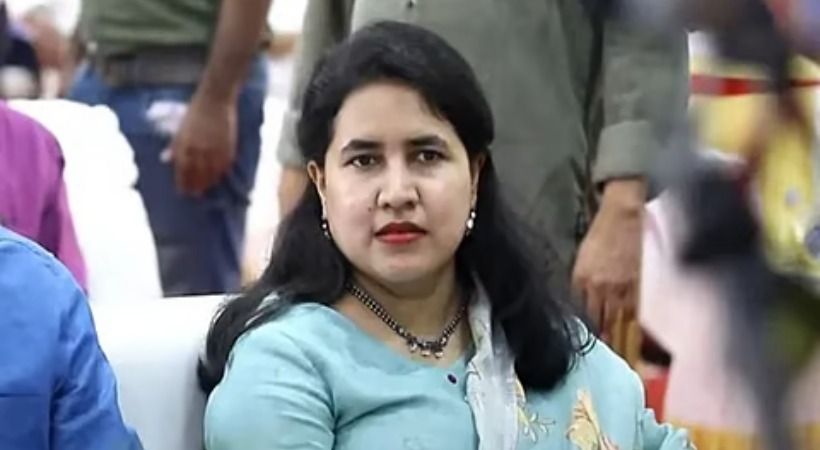 സിഎംആർഎൽ കേസ്: വ്യാജ സിം കാർഡ് ഉപയോഗത്തിലും സാമ്പത്തിക സ്രോതസ്സിലും അന്വേഷണം ഊർജിതമാക്കി ഇഡി; ചോദ്യം ചെയ്യാൻ അടുത്ത ആഴ്ച നോട്ടീസ് അയച്ചേക്കും