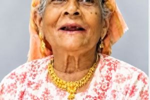 ആയിഷ നിര്യാതയായി: