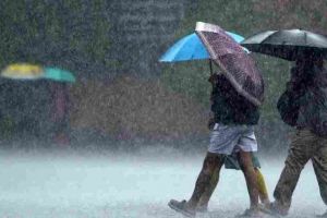 തിരുവോണനാളിലും മഴ ശക്തമാകും: മുന്നറിയിപ്പിൽ മാറ്റം വരുത്തി കാലാവസ്ഥാ വകുപ്പ്; ആറ് ജില്ലകളിൽ യെല്ലോ അലേർട്ട്