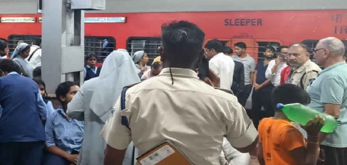 മംഗള ലക്ഷദ്വീപ് എക്‌സ്പ്രസിൽ ഭക്ഷ്യവിഷബാധ: 40 മലയാളി വിദ്യാർഥികൾ ചികിത്സ തേടി
