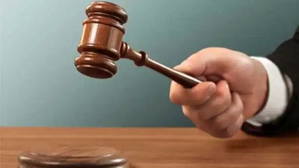 20 വർഷമായി ഉപയോഗിക്കാത്ത ക്യൂബ് ഐസ് നിർമാണ യൂണിറ്റ് പൊളിച്ചുനീക്കാൻ മനുഷ്യാവകാശ കമ്മീഷൻ നിർദേശം