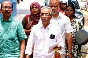 ഉദ്യോഗസ്ഥർക്കെതിരെ നടപടി വേണം: കീഴരിയൂർ പഞ്ചായത്ത് യോഗത്തിൽനിന്ന് യു.ഡി.എഫ്. അംഗങ്ങൾ ഇറങ്ങിപ്പോയി