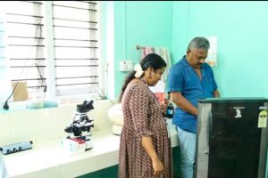 ആയുർവേദവും ഹോമിയോയും ചേർത്തുവെച്ച് വ്യാജ അലോപ്പതി ചികിത്സ! അമ്പൂരിയിൽ വർഷങ്ങളായി പ്രവർത്തിച്ച ക്ലിനിക്ക് മിന്നൽ പരിശോധനയിൽ പൂട്ടിച്ച് പഞ്ചായത്ത്