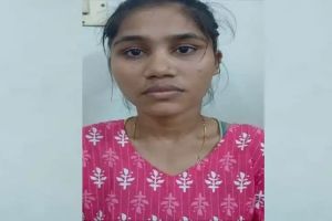 കോഴിക്കോട് റെയിൽവേ സ്റ്റേഷനിൽ നിന്ന് സ്വര്ണമോതിരം കവർന്ന കേസിൽ അസം സ്വദേശിനി പിടിയിൽ