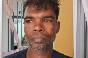 പരാതി നൽകാനെത്തിയ ഭാര്യയെ പിന്തുടർന്ന് പോലീസ് സ്റ്റേഷനിലെത്തി; ലഹരിമരുന്നും കത്തി യുമായി ഭർത്താവ് അറസ്റ്റിൽ